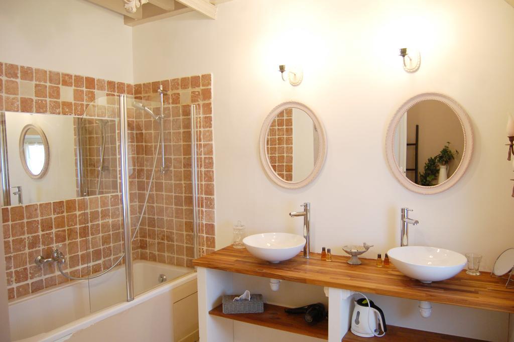 Le Manoir Du Menillet Bed and Breakfast Bornel Værelse billede